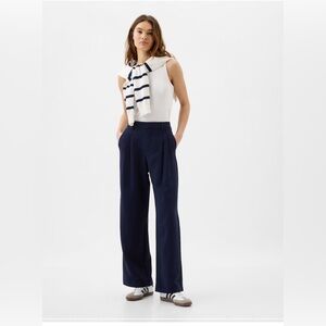 NWT Gap Easy Crepe Trousers